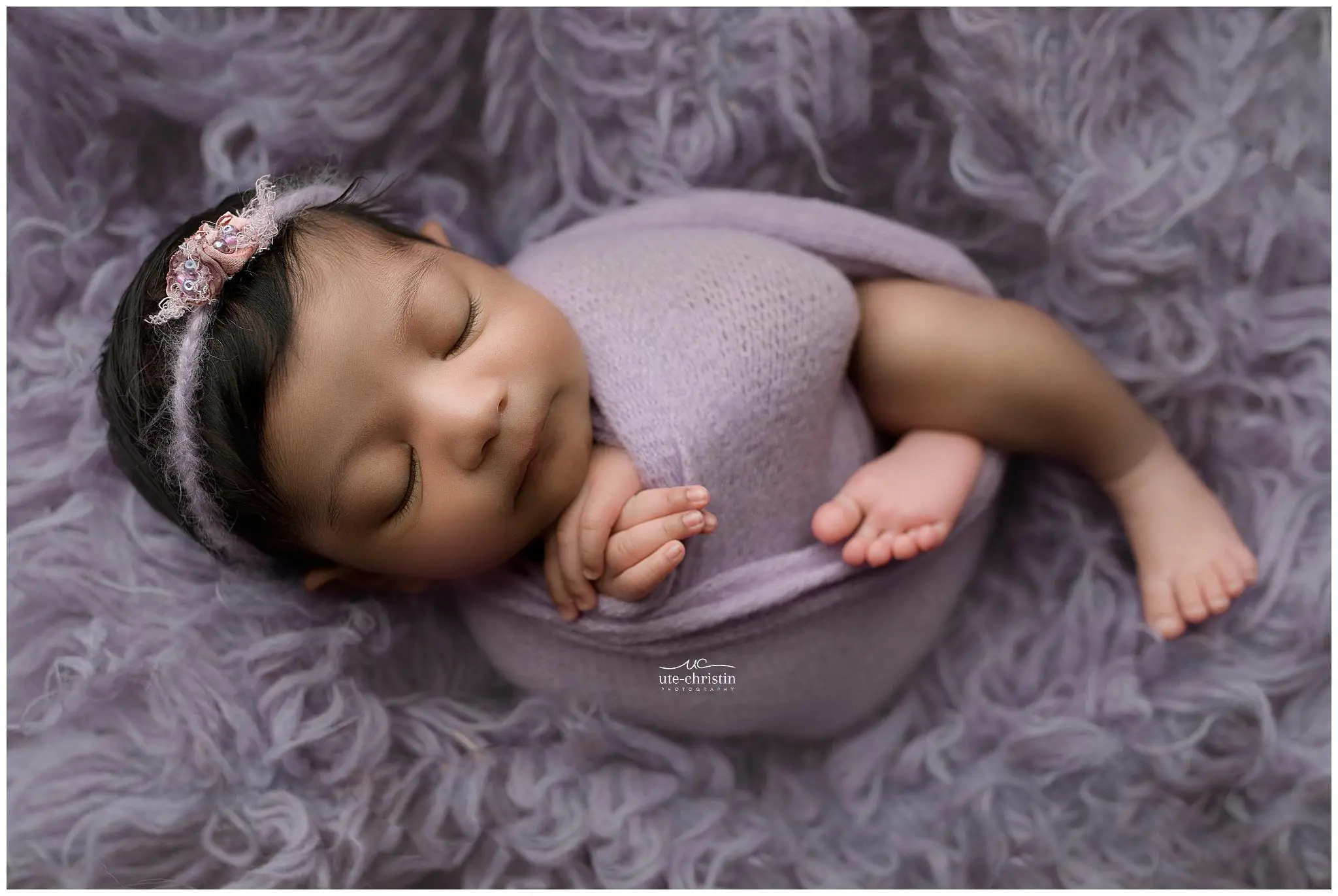 NewbornPhotosCT_2011.jpg