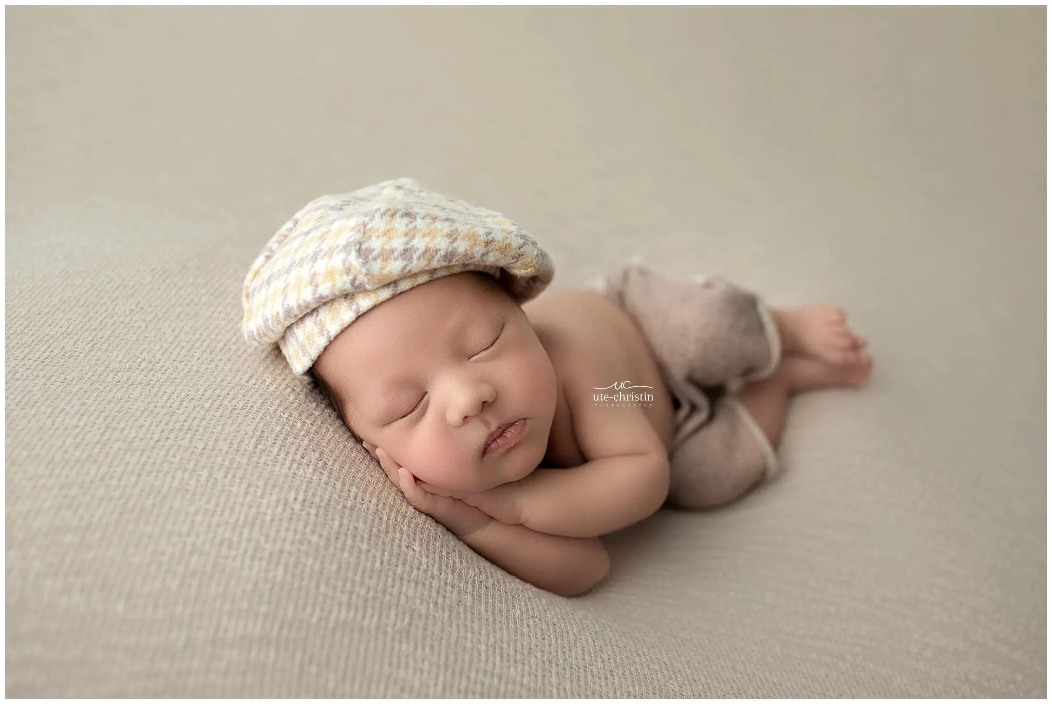 NewbornPhotosCT_1127.jpg