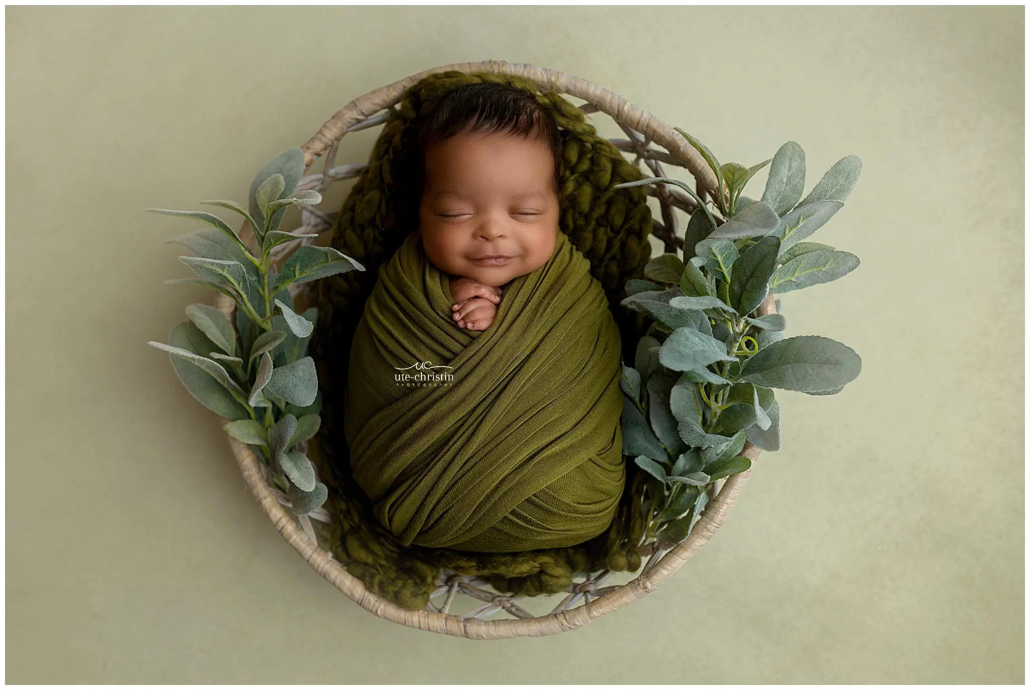 NewbornPhotosCT_1925.jpg NewbornPhotosCT_1925.jpg