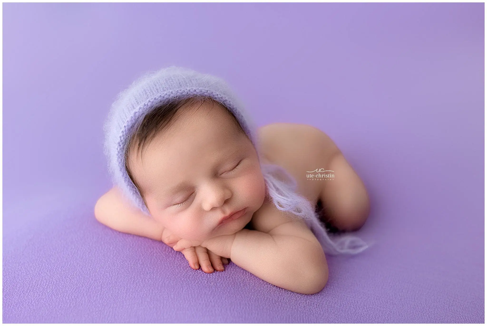 NewbornPhotosCT_2211.jpg NewbornPhotosCT_2211.jpg