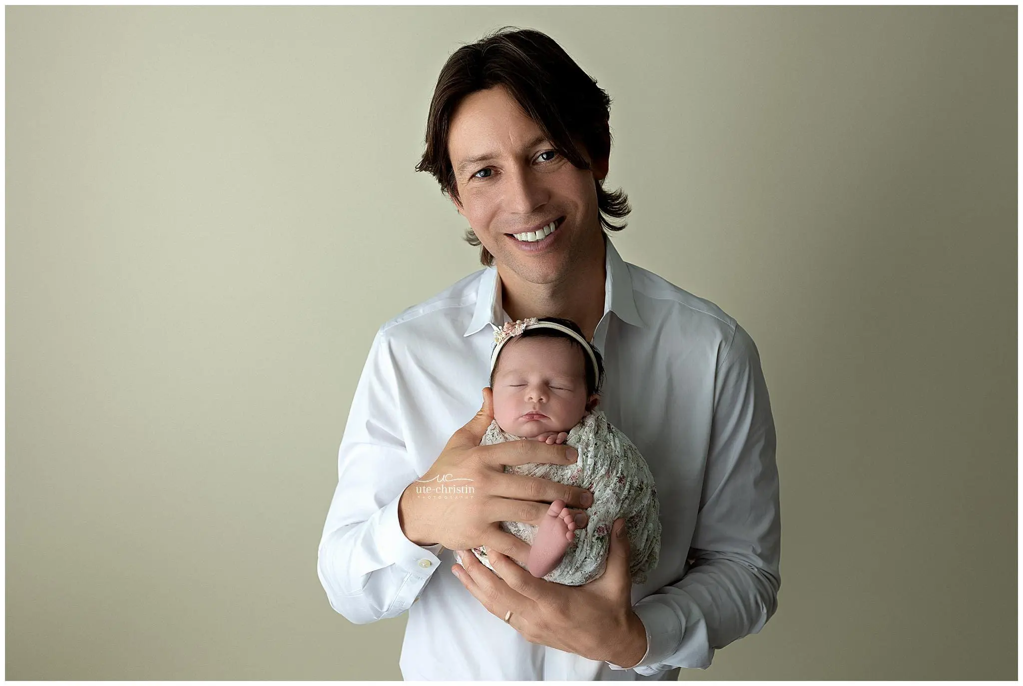 NewbornPhotosCT_2220.jpg NewbornPhotosCT_2220.jpg