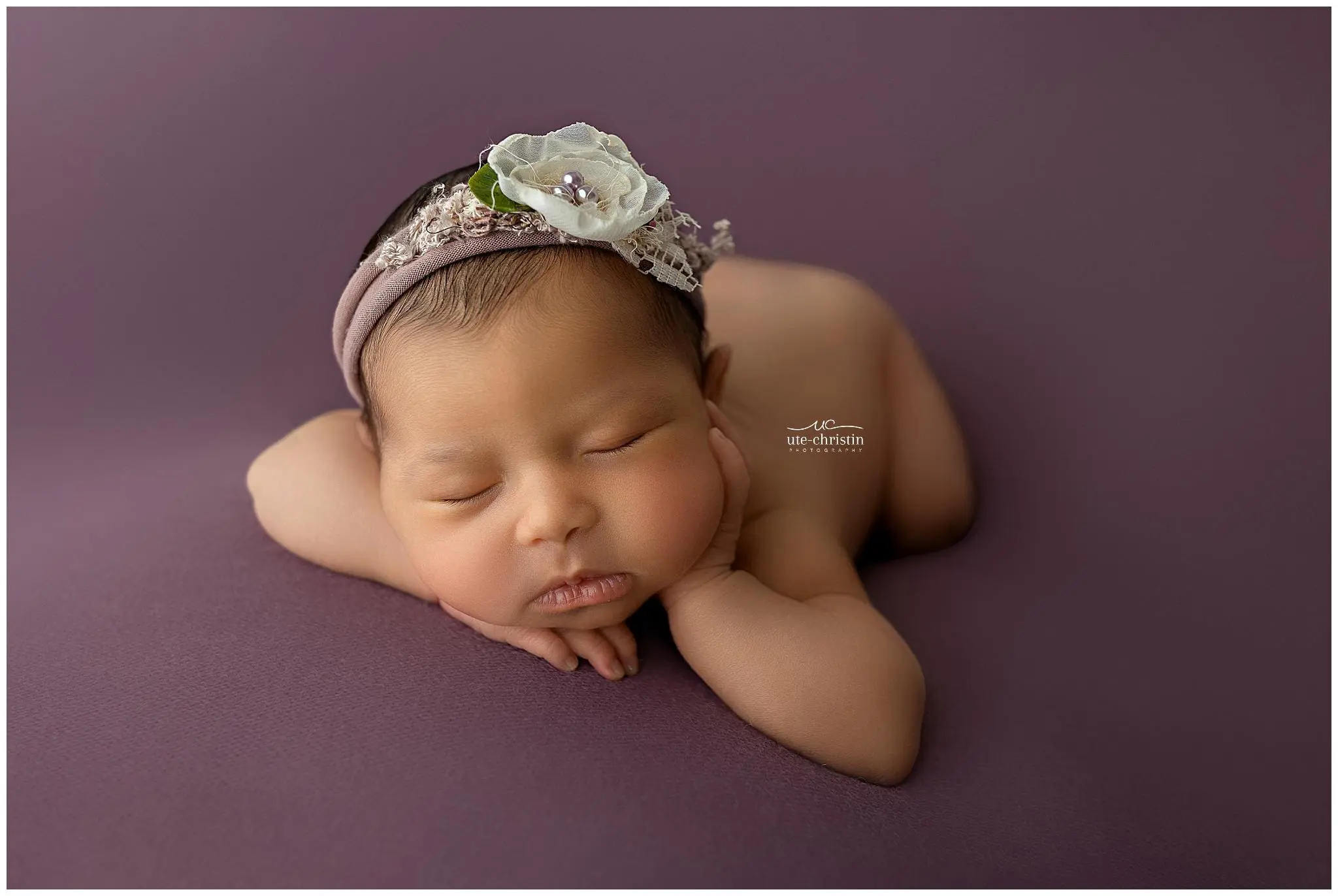 NewbornPhotosCT_2401.jpg NewbornPhotosCT_2401.jpg
