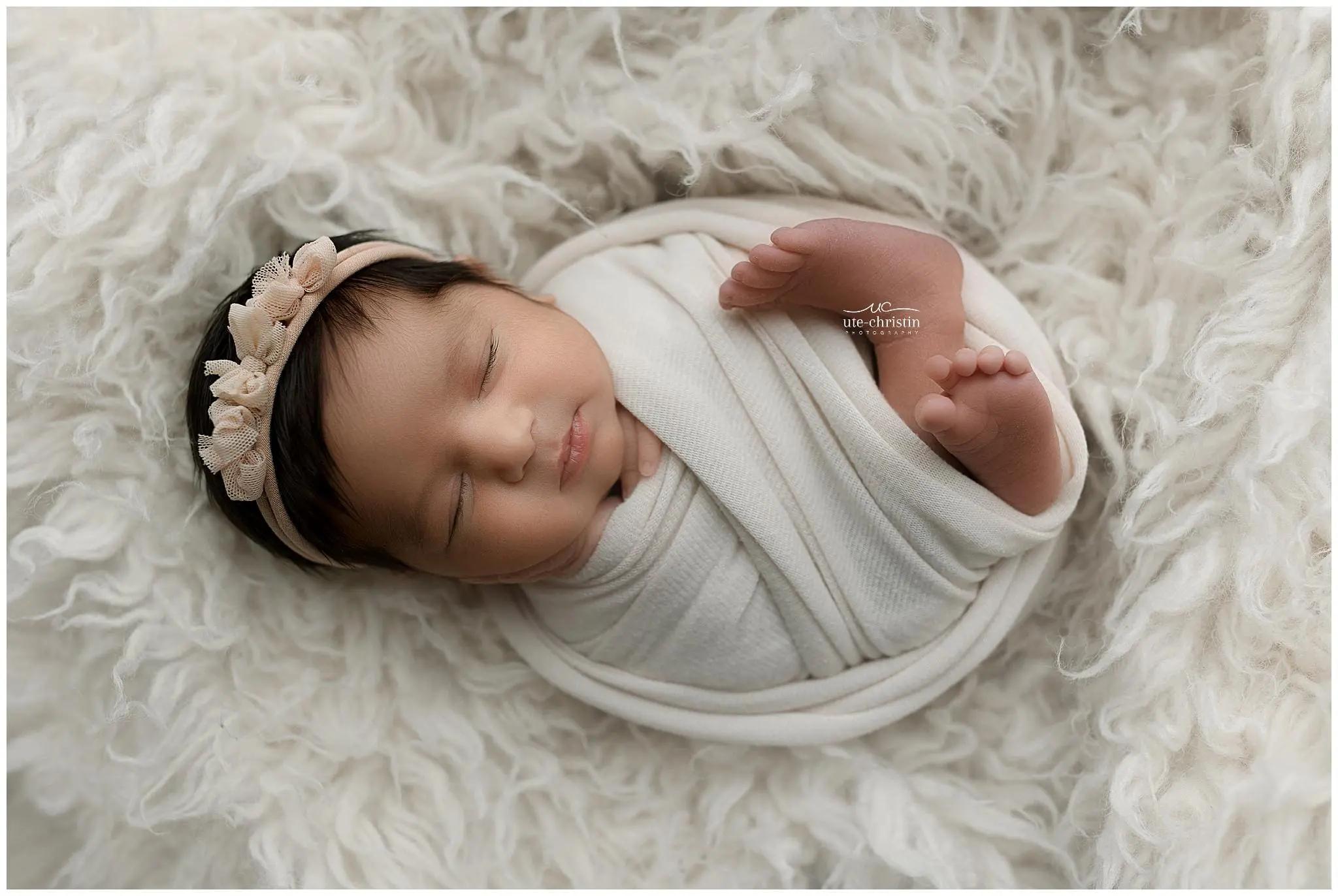 NewbornPhotosCT_2600.jpg NewbornPhotosCT_2600.jpg