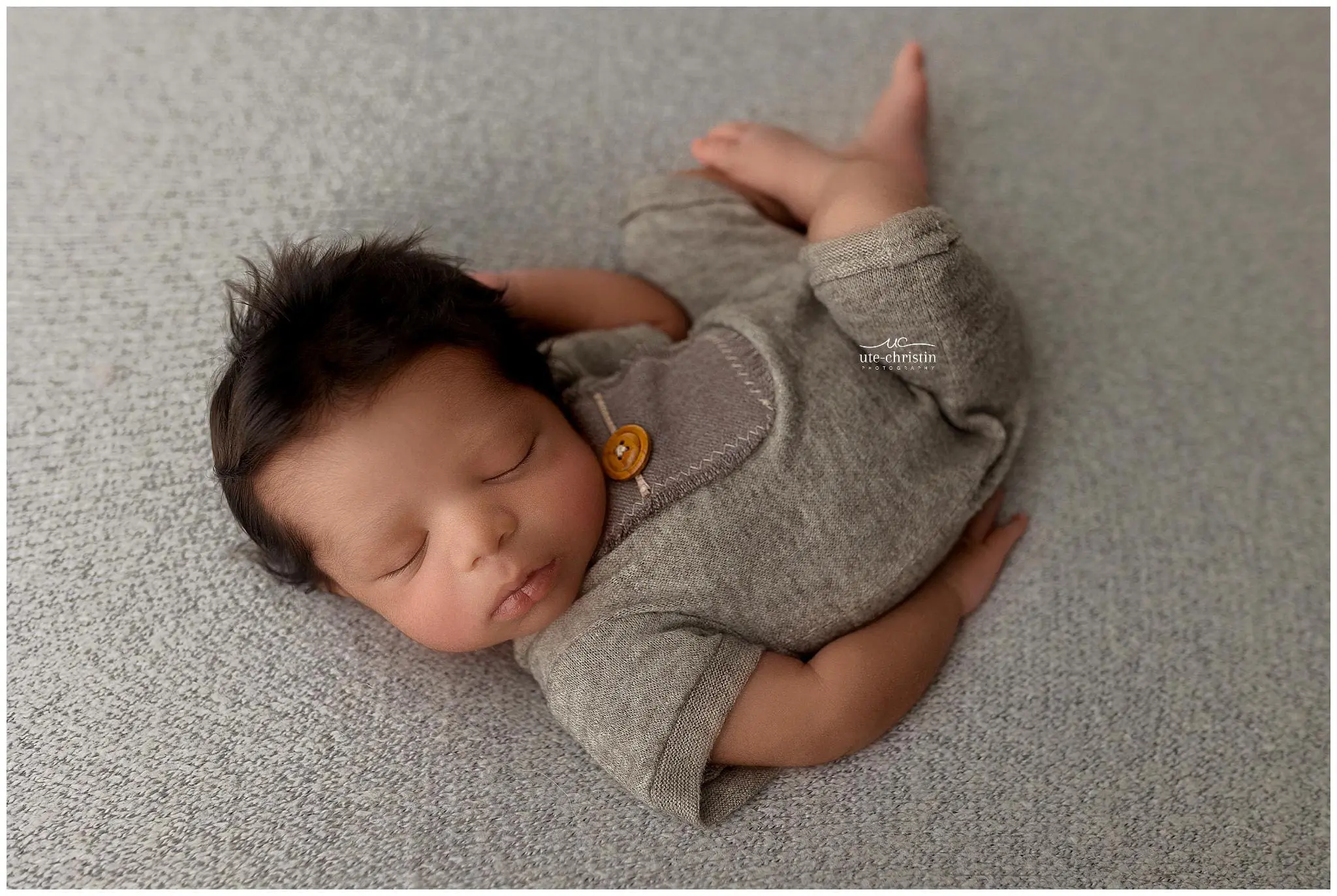 NewbornPhotosCT_2669.jpg NewbornPhotosCT_2669.jpg