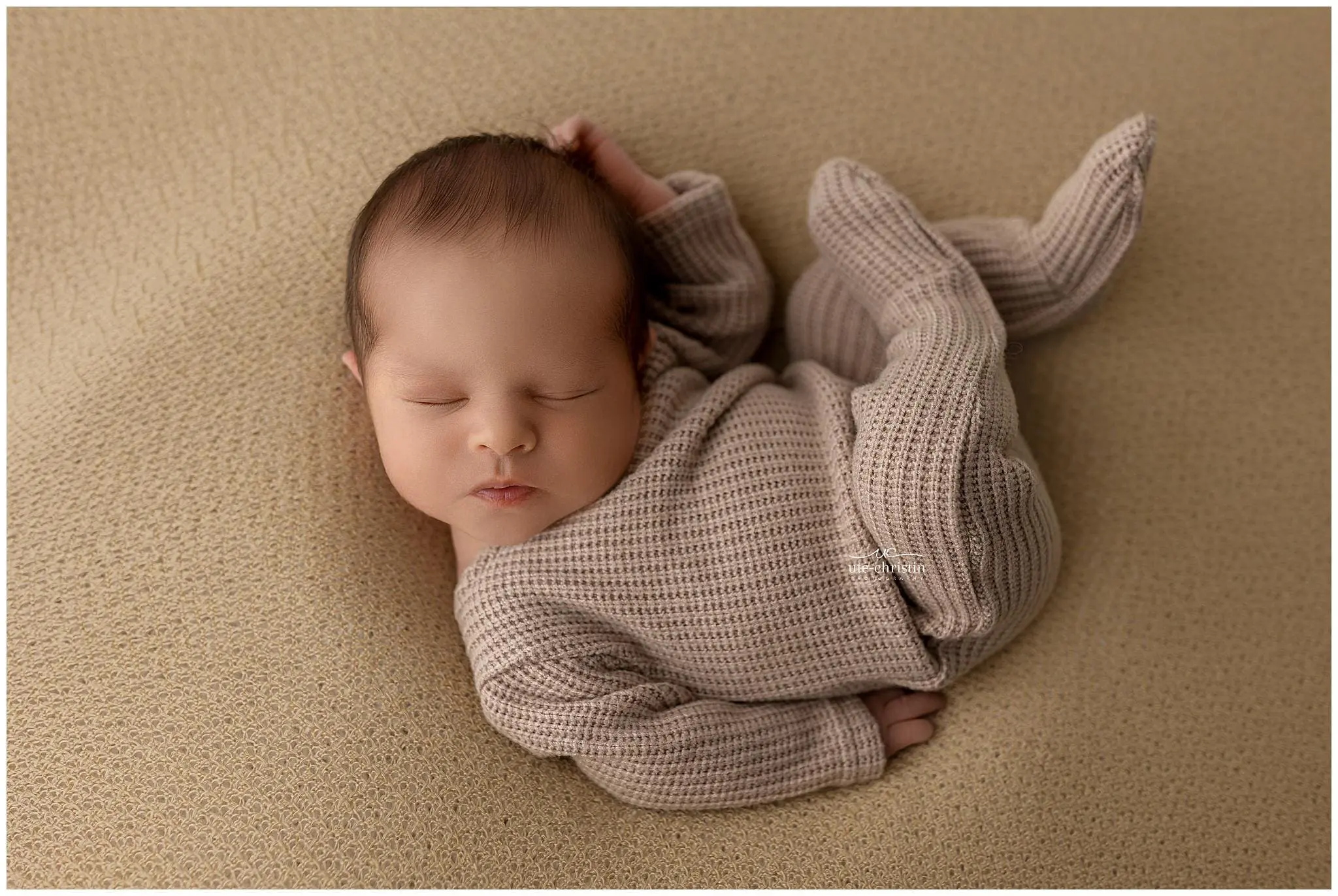 NewbornPhotosCT_3263.jpg NewbornPhotosCT_3263.jpg