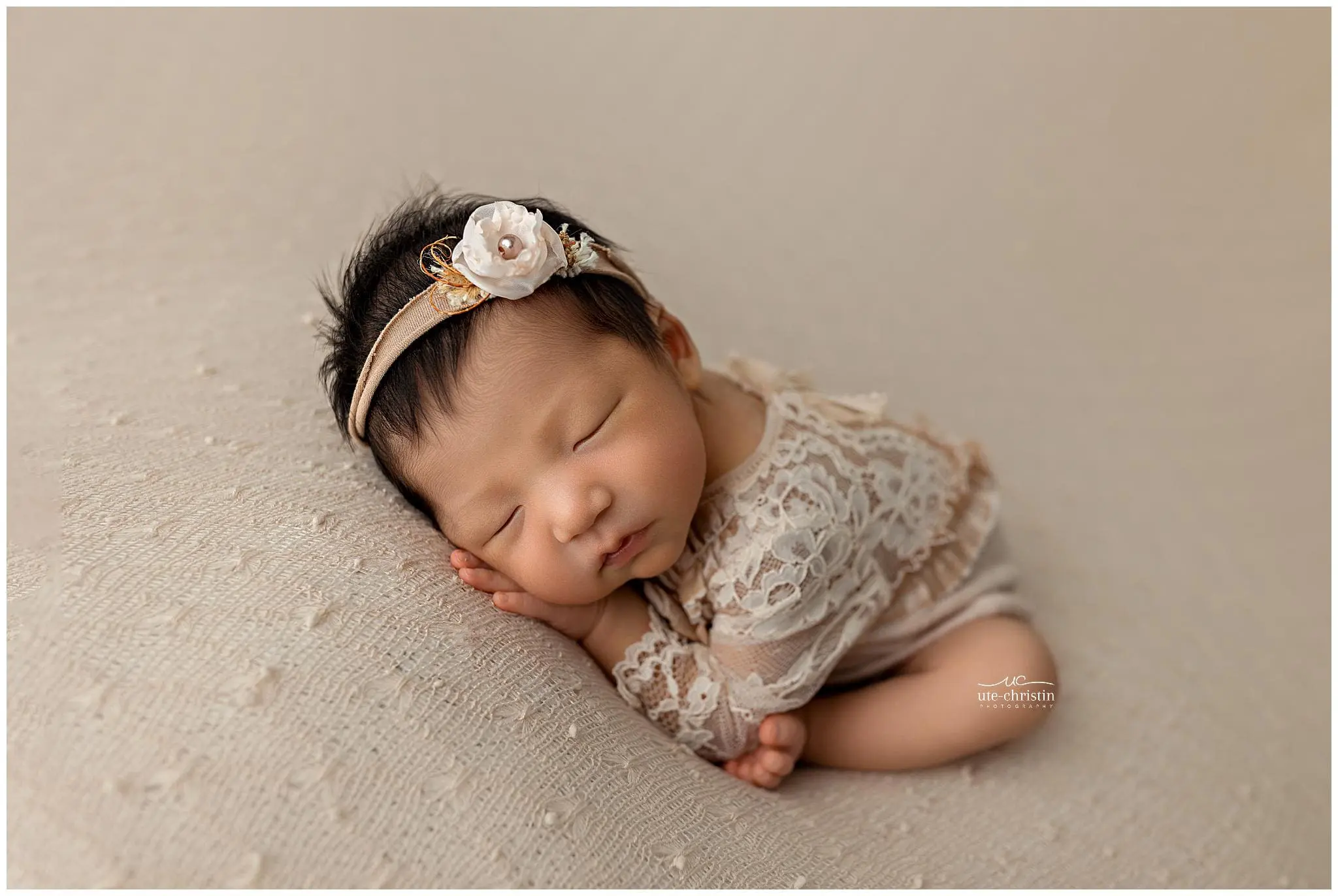 NewbornPhotosCT_3287.jpg NewbornPhotosCT_3287.jpg