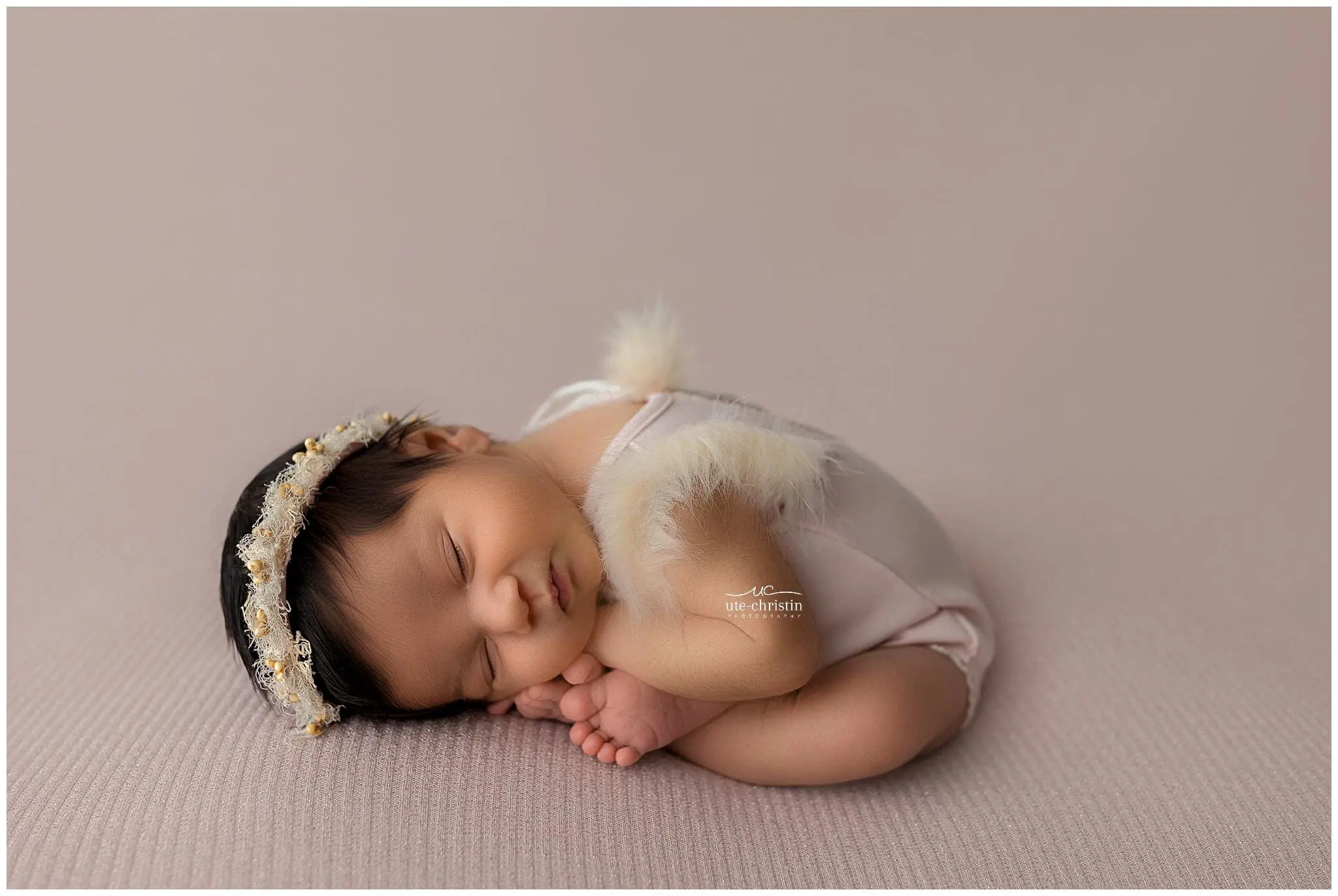 NewbornPhotosCT_3394.jpg