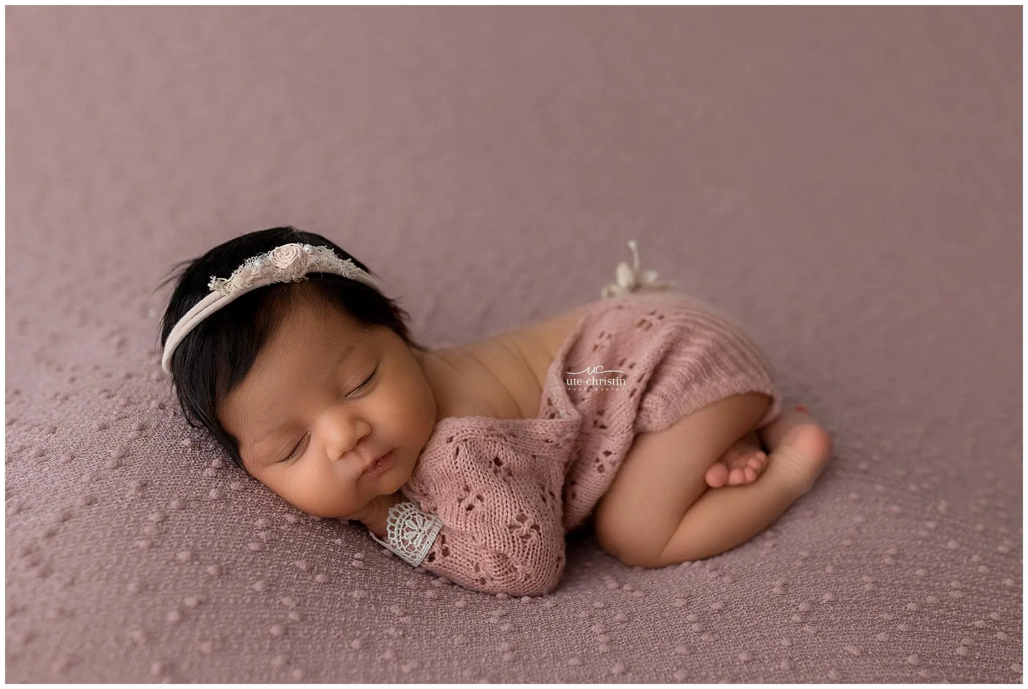 NewbornPhotosCT_3395.jpg