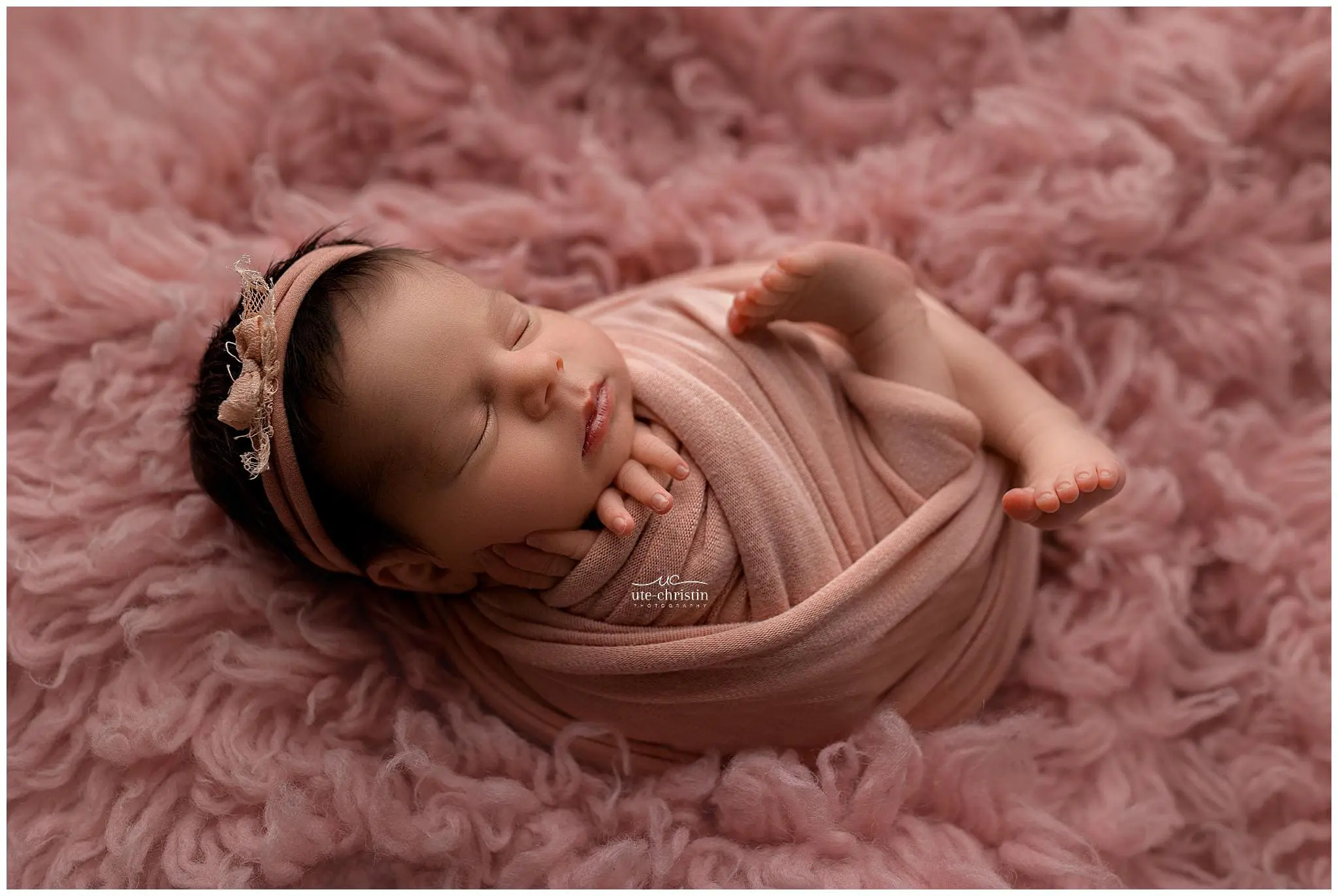 NewbornPhotosCT_3463.jpg NewbornPhotosCT_3463.jpg