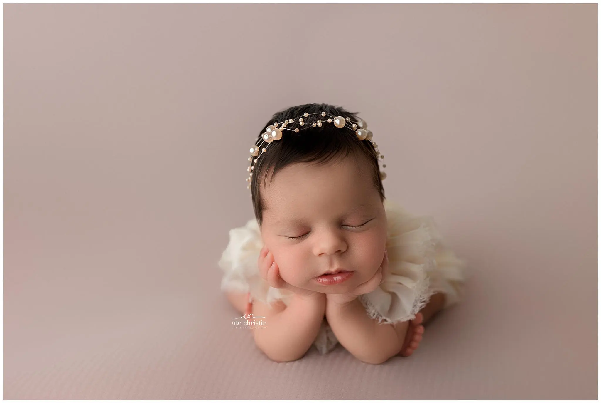 NewbornPhotosCT_3469.jpg NewbornPhotosCT_3469.jpg