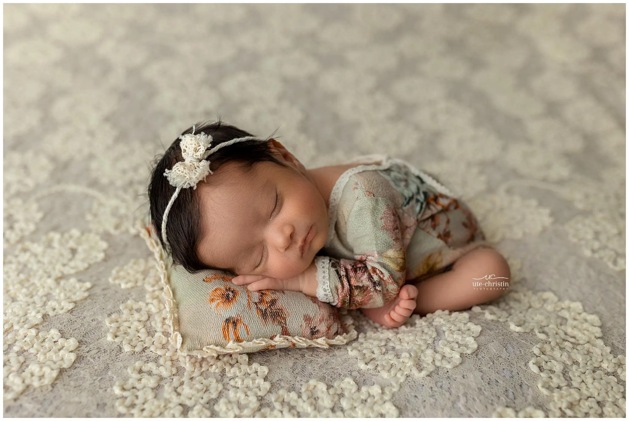 NewbornPhotosCT_4326.jpg NewbornPhotosCT_4326.jpg