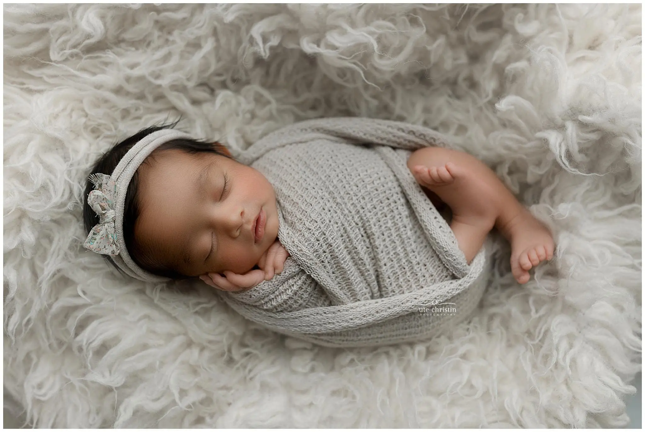 NewbornPhotosCT_4328.jpg NewbornPhotosCT_4328.jpg