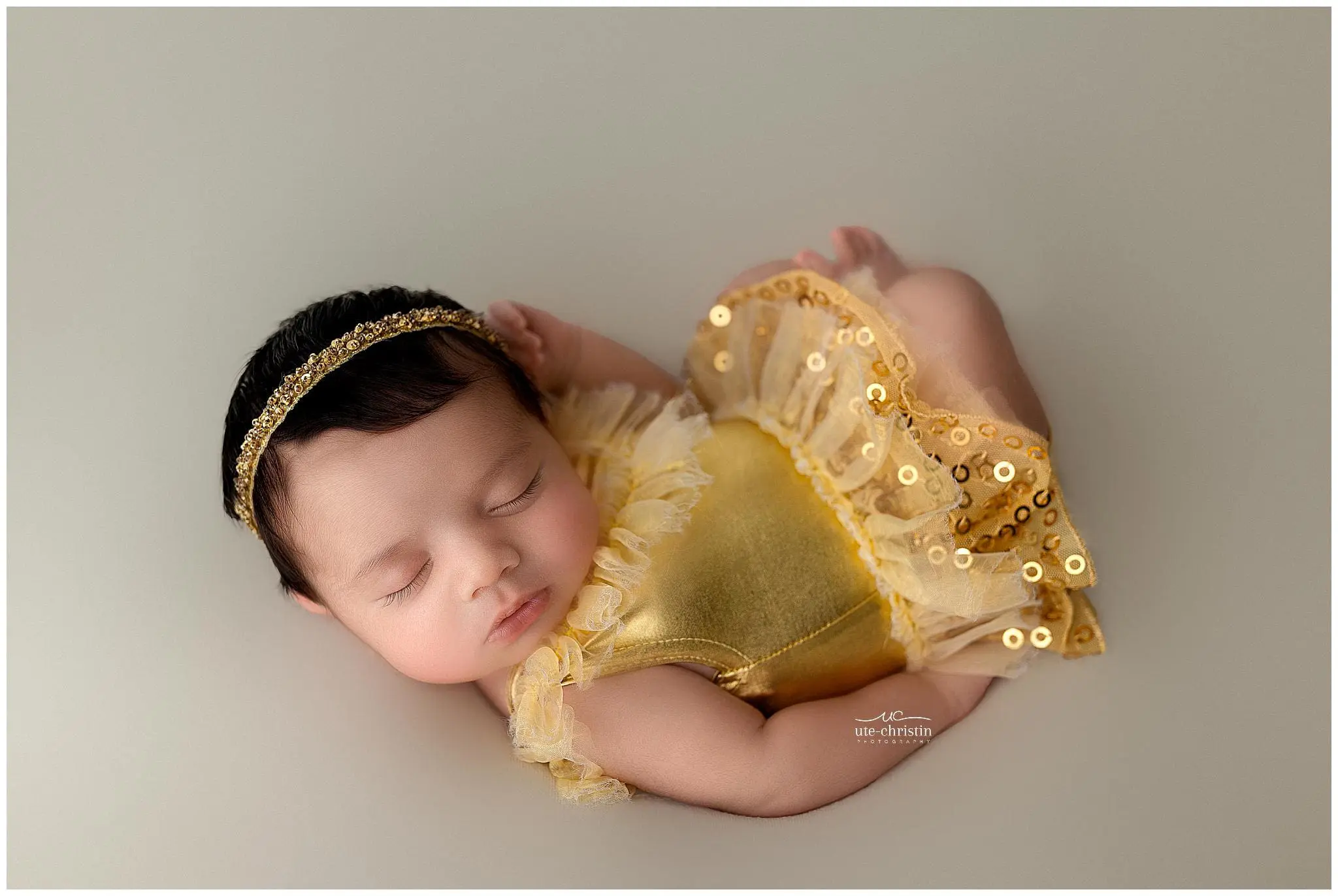 NewbornPhotosCT_4378.jpg