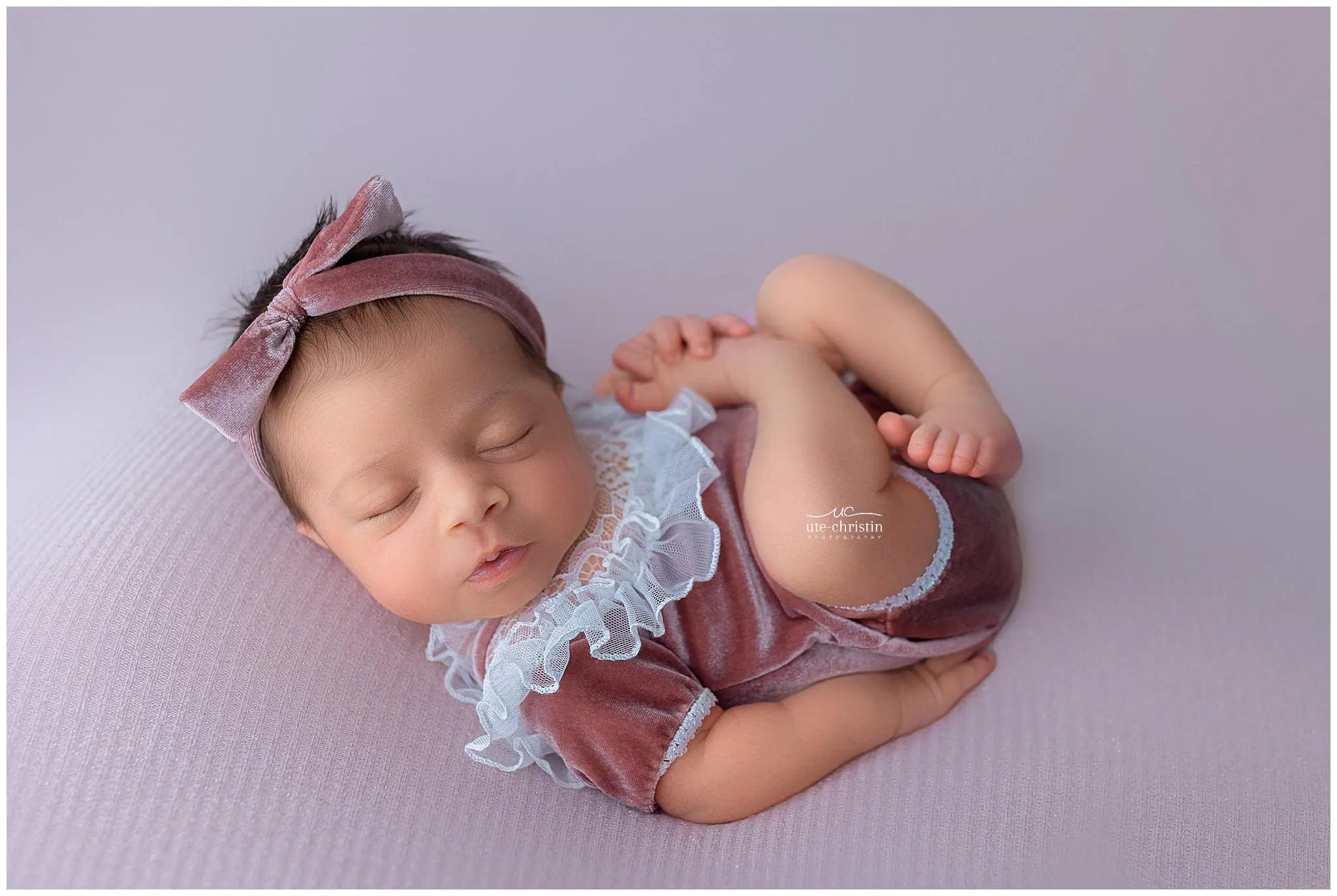 CTNewbornPhotos_0079.jpg