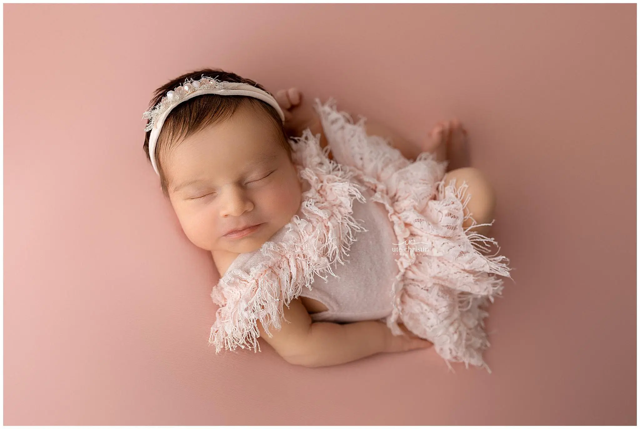 CTNewbornPhotos_0486.jpg