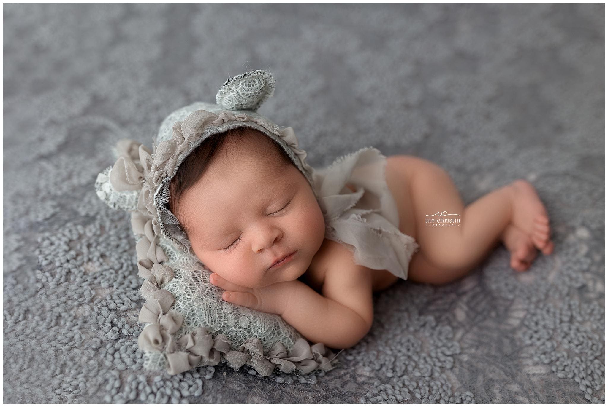 NewbornPhotosCT_3835.jpg